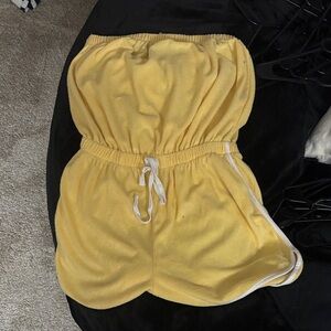 SO Yellow Jumpsuit with Elastic Waist and Curved Hem